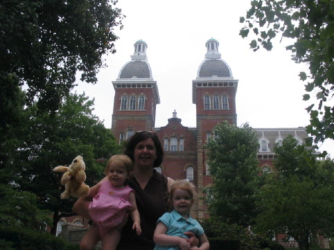 2005_07_25 Cate Bethany and Jane at WJ.jpg